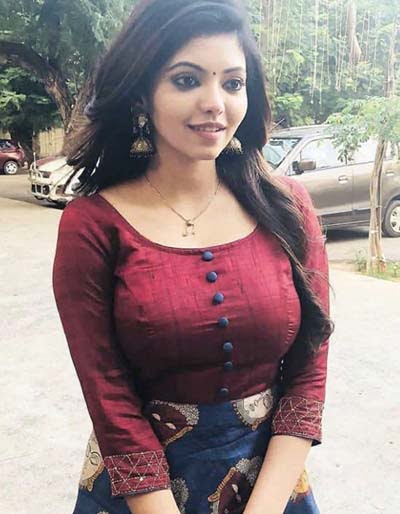 Athulya Ravi Hot Photos Tamil Films Actress Sexy Pics 1