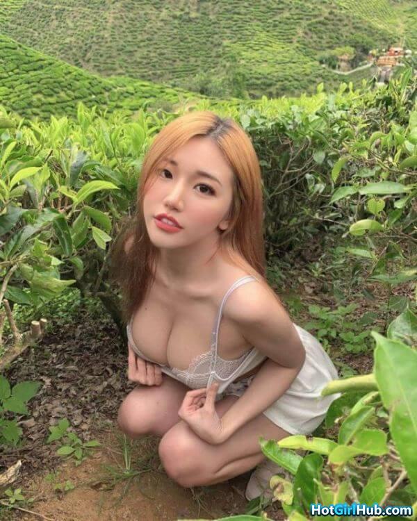 Beautiful Japanese Girls With Big Tits 4
