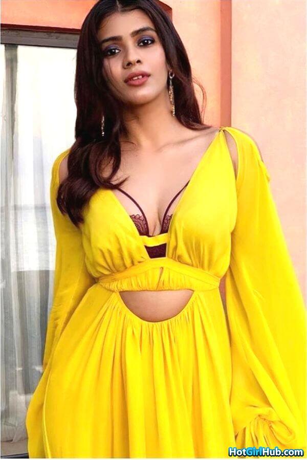 Hebah Patel Hot Photos Indian Film Actress Sexy Pics 6