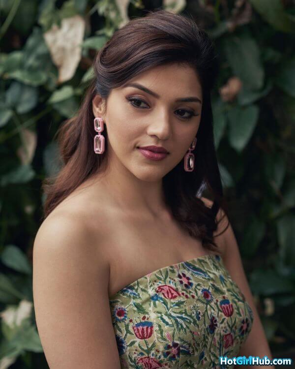 Mehreen Pirzada Hot Photos Indian Model Sexy Pics 9