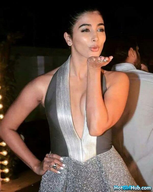 Pooja Hegde Hot Photos Bollywood Actress Sexy Pics 11