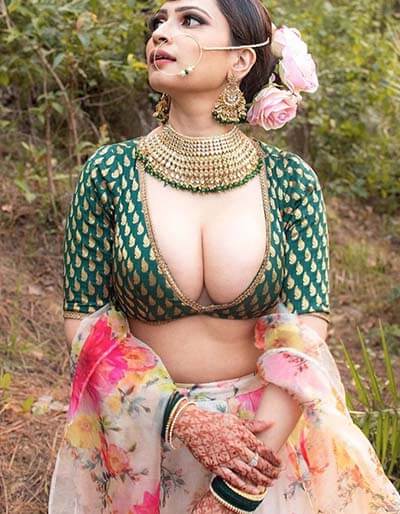 Sexy Indian Instagram Model Showing Big Tits 1