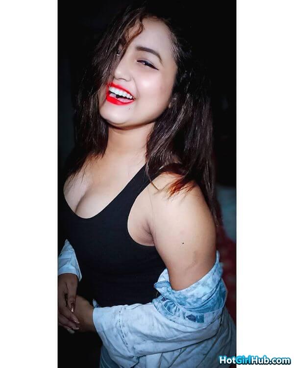 Sexy Indian Instagram Model Showing Big Tits 11