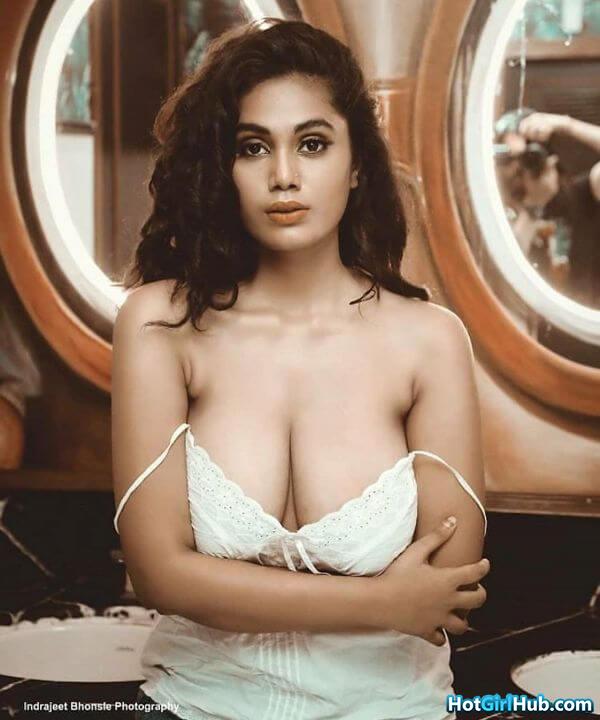 hot desi indian girls with big tits 14