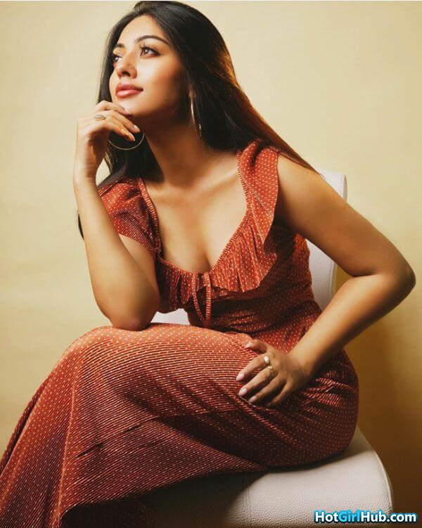 Anu Emmanuel Hot Photos Indian Actress Sexy Pics 9