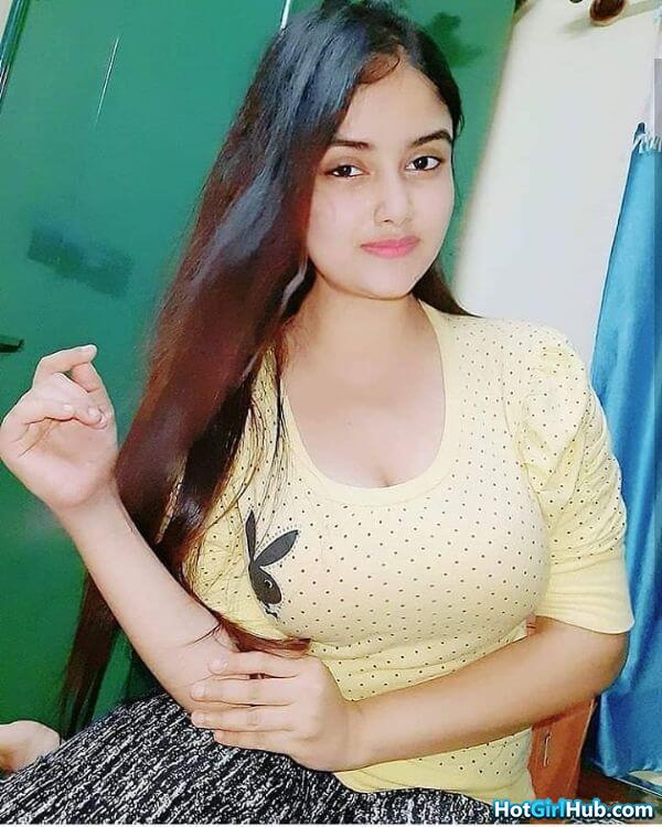 Cute Indian Girls With Huge Boobs 11