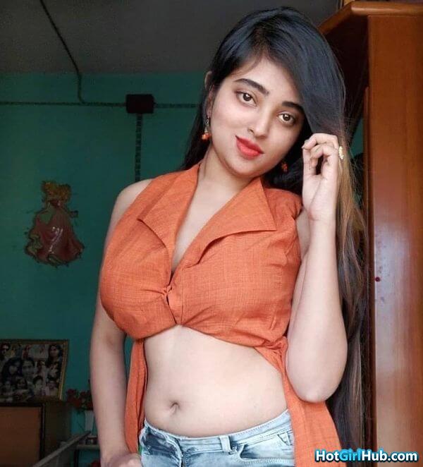 Cute Indian Girls With Huge Boobs 9