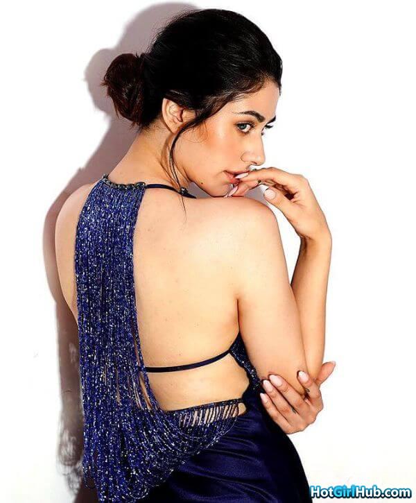 Warina Hussain Hot Photos Bollywood Actress Sexy Pics 6