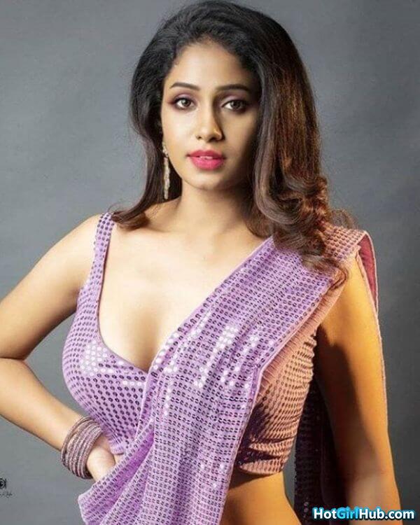 Beautiful Desi Indian Girls With Big Tits 16