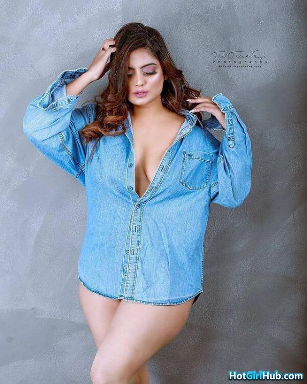 Cute Indian Desi Girls With Huge Boobs 10