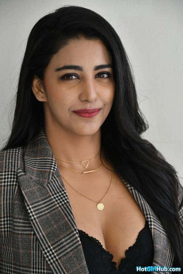 Daksha Nagarkar Hot Indian Actress Sexy Pics 2