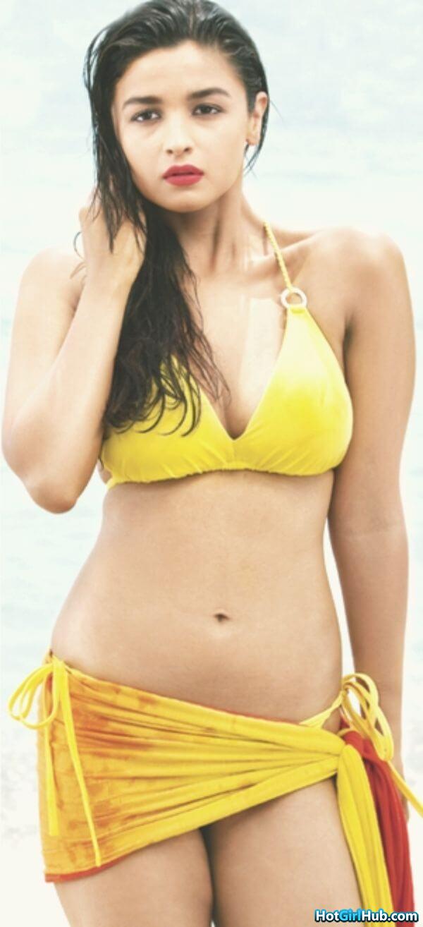 Bollywood Hot Actresses in Bikini 14
