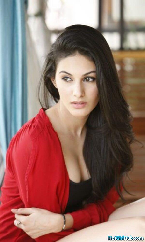 Hot Amyra Dastur Sexy Bollywood Actresses Pics 11