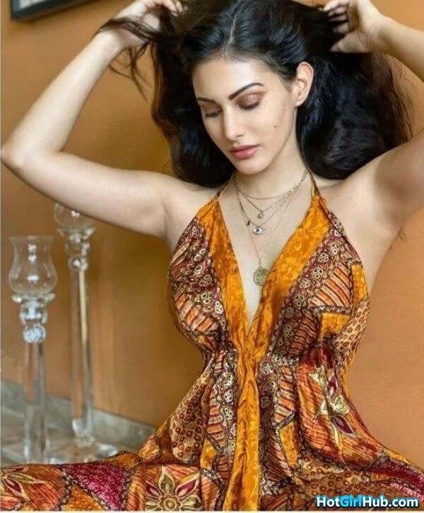 Hot Amyra Dastur Sexy Bollywood Actresses Pics 8