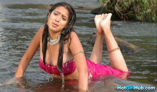 Raai Laxmi Hot Telugu Actresses Sexy Pics 5