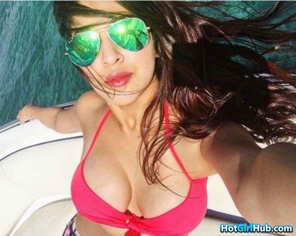 Sexy Sonarika Bhadoria Hot TV Actresses Pics 10