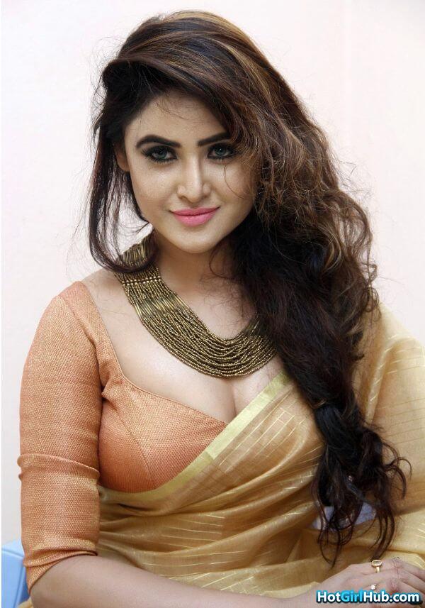 Hot Sony Charishta Sexy Telugu Actresses Pics 2