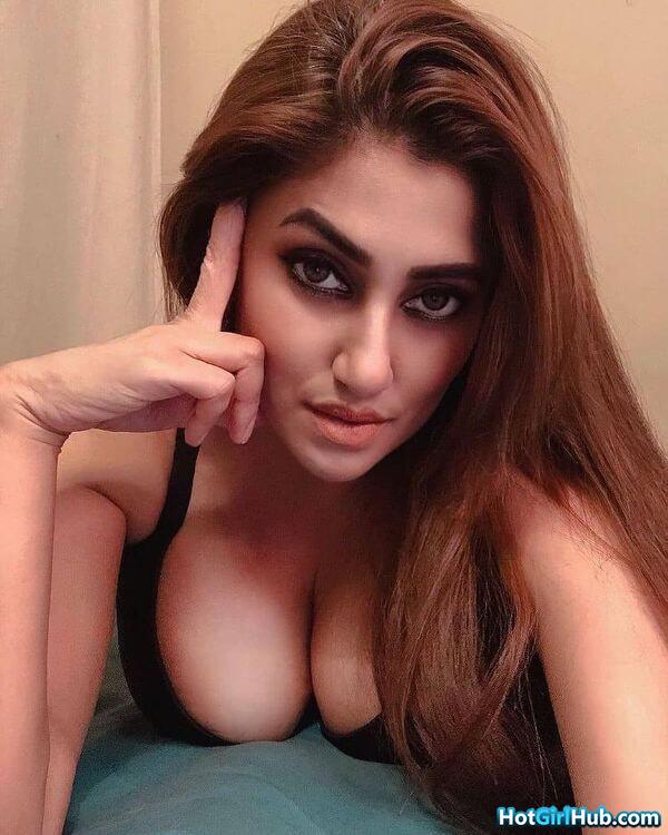Sexy Desi India Girls With Big Tits 6