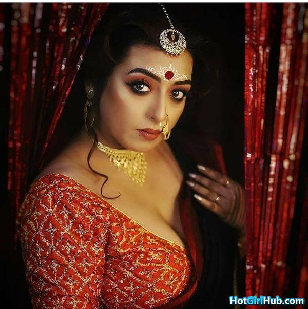 Sexy Desi India Girls With Big Tits 7