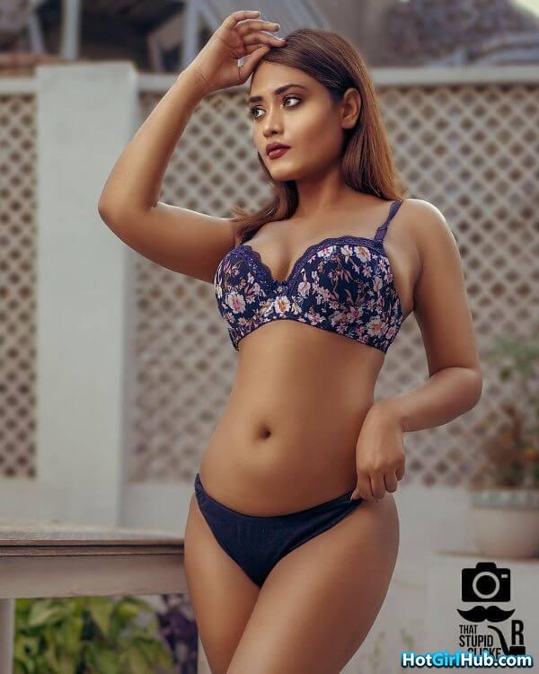 Sexy Desi India Girls With Big Boobs 13