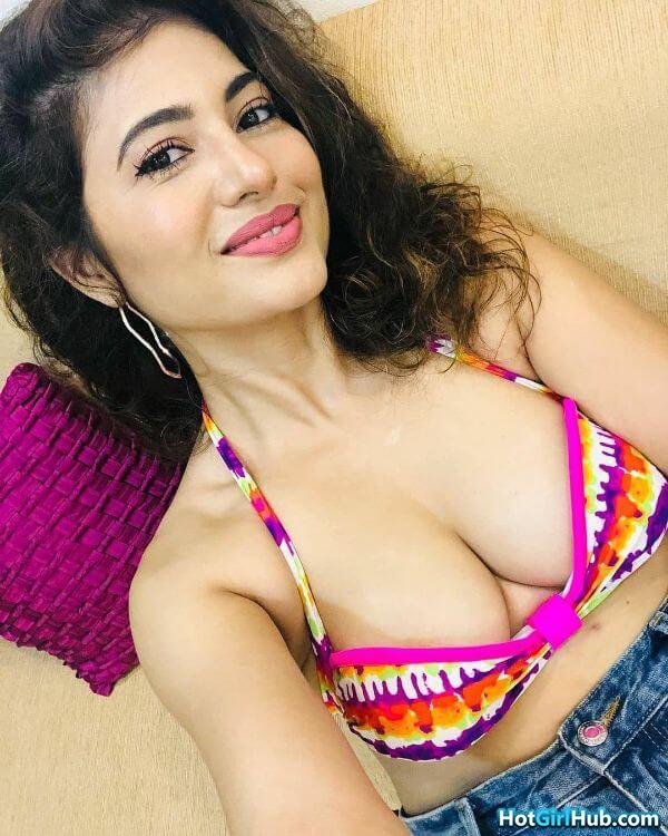 Sexy Desi India Girls With Big Tits 14