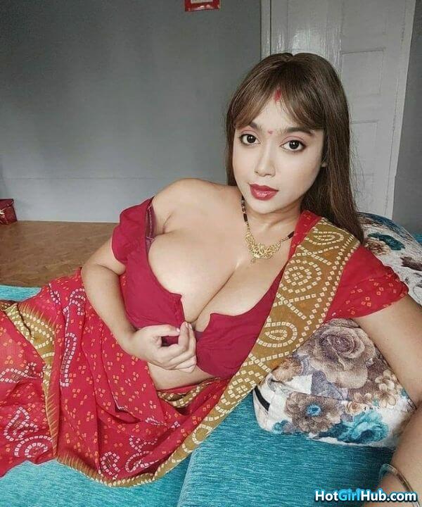 Sexy Desi India Girls With Big Tits 8