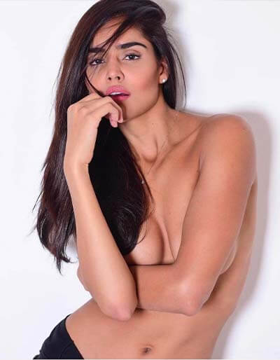 Sexy Nathalia Kaur Hot Indian Actress Pics 1