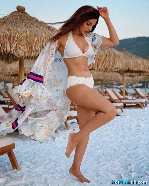 Sexy Shama Sikander Hot Indian TV Actress Pics 10