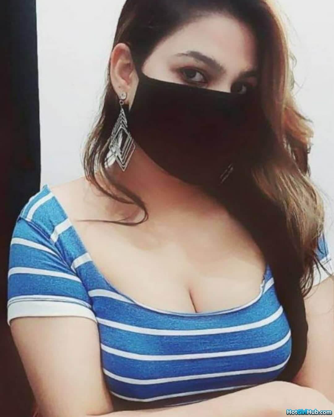 Cute Indian Desi Girls Showing Big Tits 10