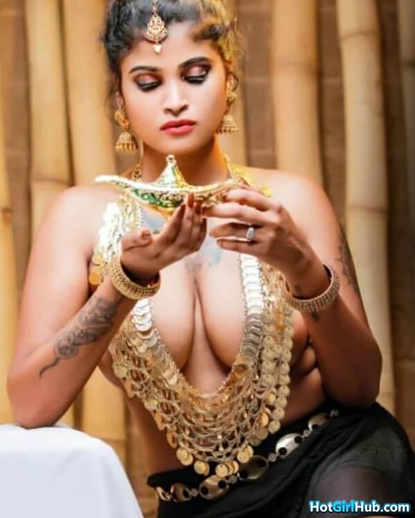 Sexy Big Tits Indian Girls 14