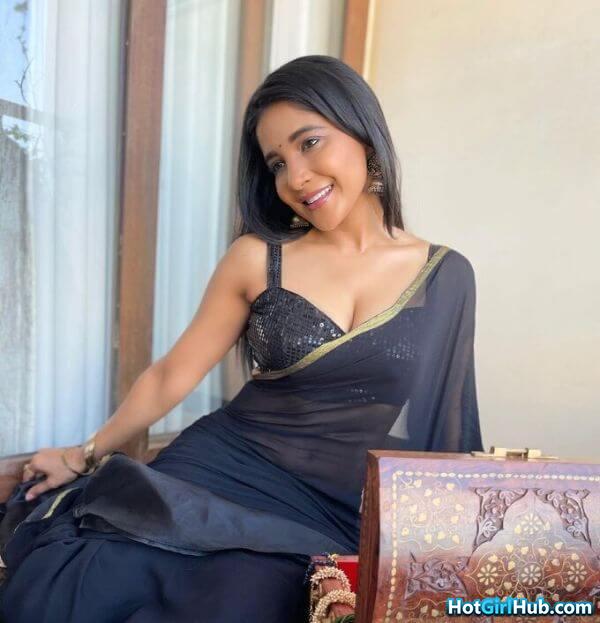 Sexy Sakshi Agarwal Hot Tamil Actress Pics 15
