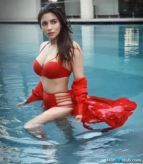 Sexy Shama Sikander Hot Bollywood Actress Pics 11