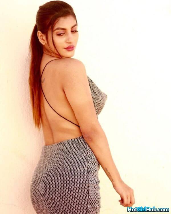 Sexy Yashika Aannand Hot Tamil Actress Pics 15