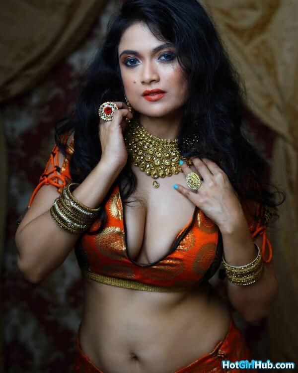 Busty Desi Indian Girls Showing Big Tits 3