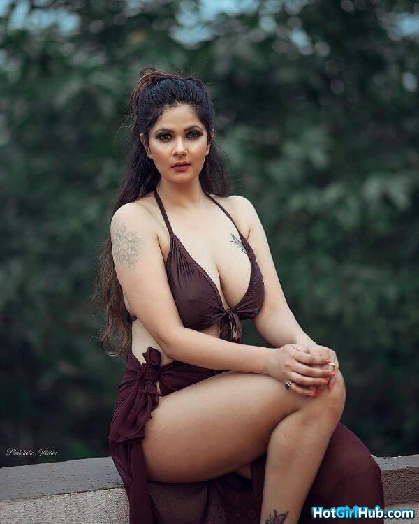 Cute Busty Indian Desi Girls Showing Big Tits 7