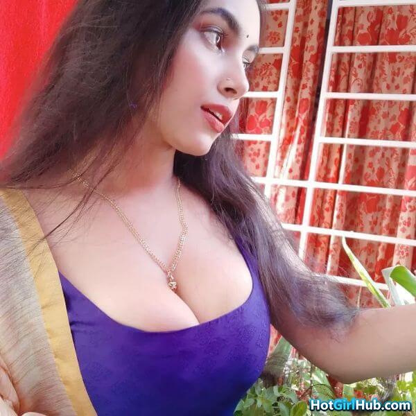 Cute Indian College Girls With Big Boobs 11