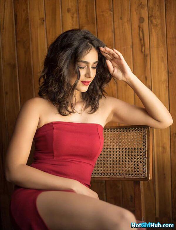 Sexy Aakanksha Singh Hot Hindi Films Actress Pics 6