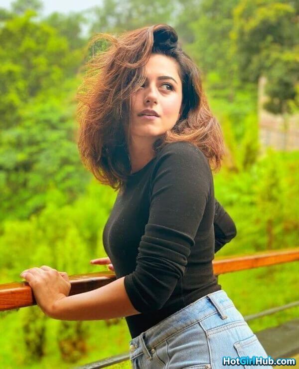 Sexy Ridhi Dogra Hot Indian Television Actress Pics 7