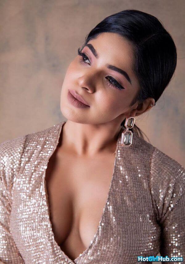 Sexy Divyabharathi Hot Tamil Actress Pics 5