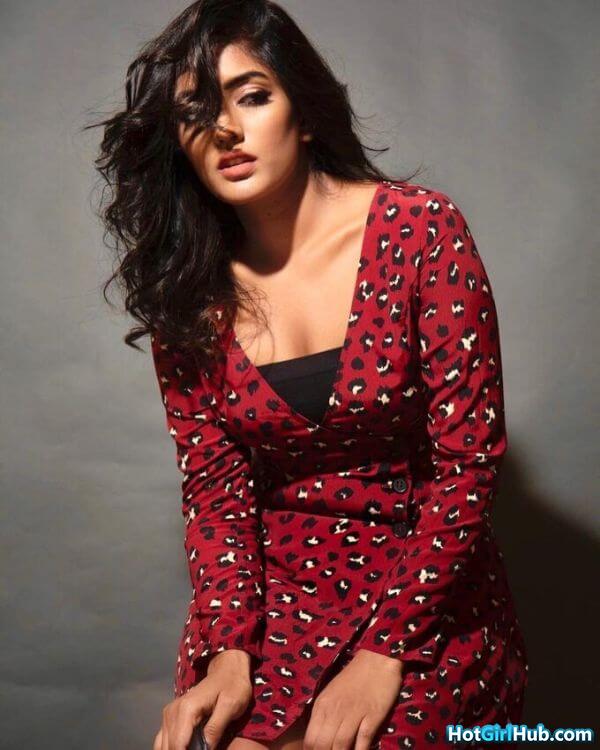 Sexy Eesha Rebba Hot Telugu Actress Pics 7