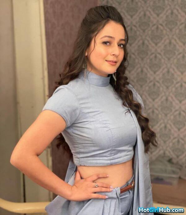 Sexy Priyal Gor Hot Indian Television Actress Pics 13