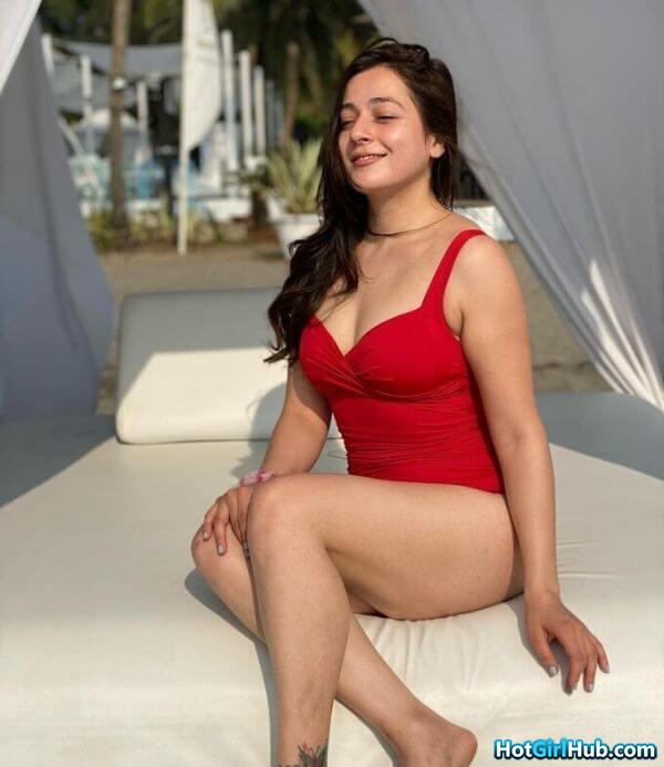 Sexy Priyal Gor Hot Indian Television Actress Pics 3