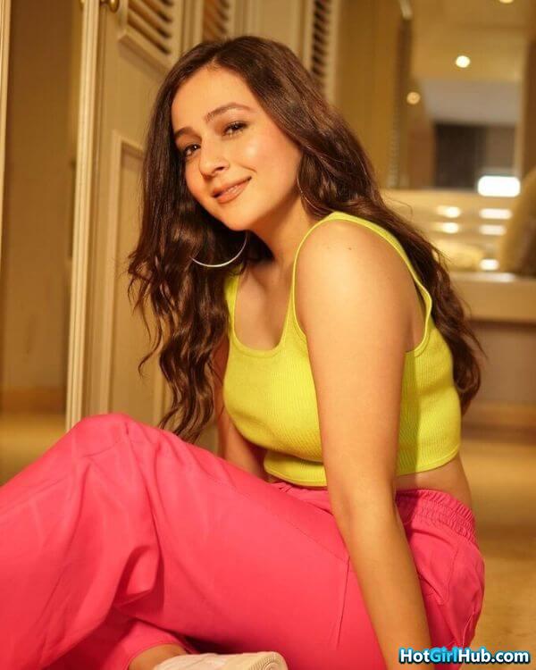 Sexy Priyal Gor Hot Indian Television Actress Pics 8