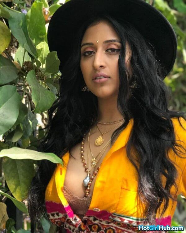 Sexy Raja Kumari Hot Indian Rapper Pics 4