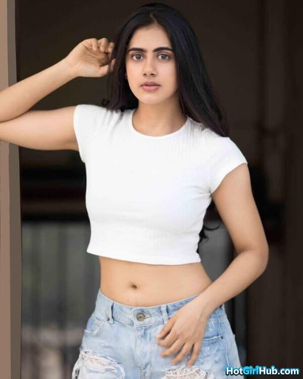 Sexy Gehna Sippy Hot Telugu Actress Pics 7