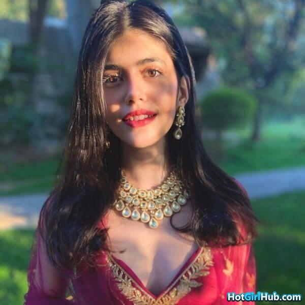 Sexy Sanjana Sanghi Hot Bollywood Actress Pics 12