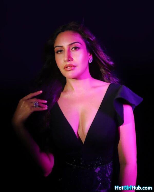Sexy Surbhi Chandna Hot Indian Television Actress Pics 10