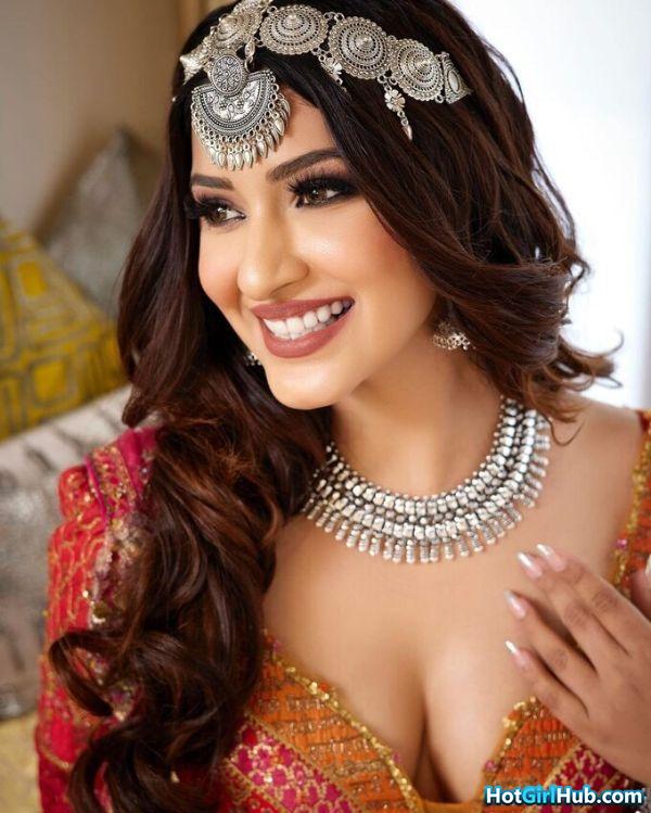 Sexy Eshanya Maheshwari ​hot Indian Model and Actress Pics 11