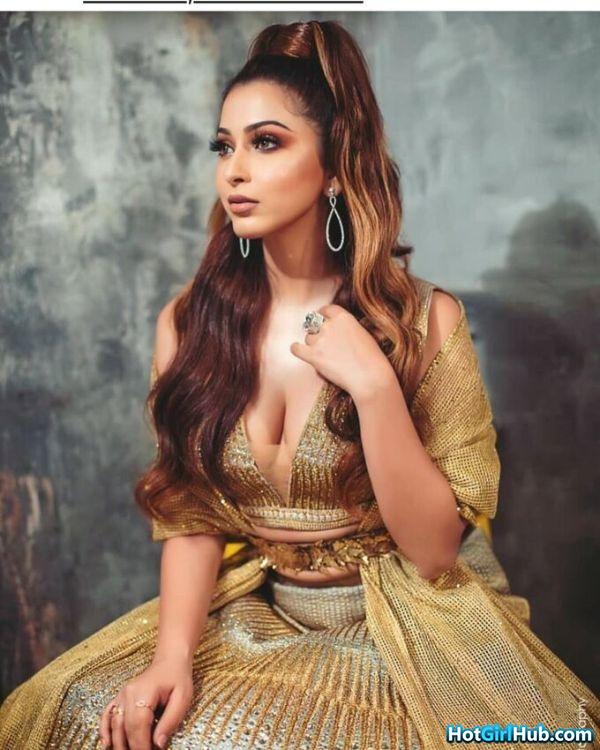 Sexy Eshanya Maheshwari ​hot Indian Model and Actress Pics 2