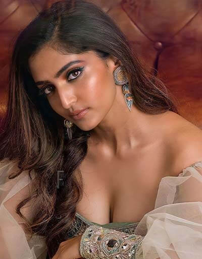 Sexy Reba Monica John ​hot Malayalam Actress Pics 1